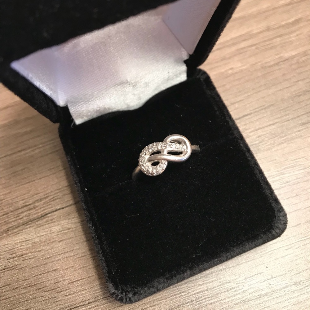 Diamond infinity ring